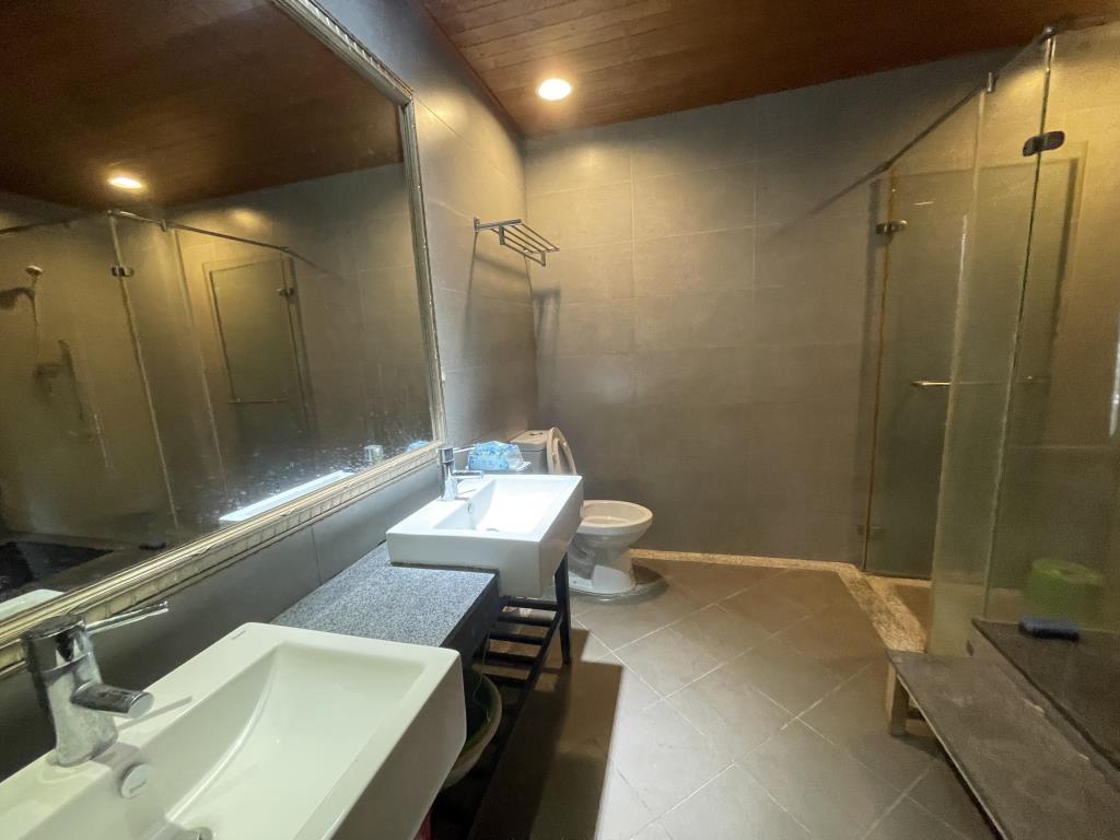 【向陽團隊】傳世御苑店住