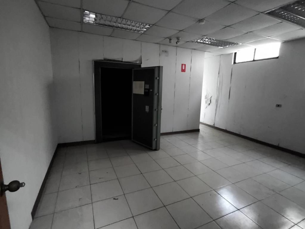 【向陽團隊】中壢後站市區大面寛透店