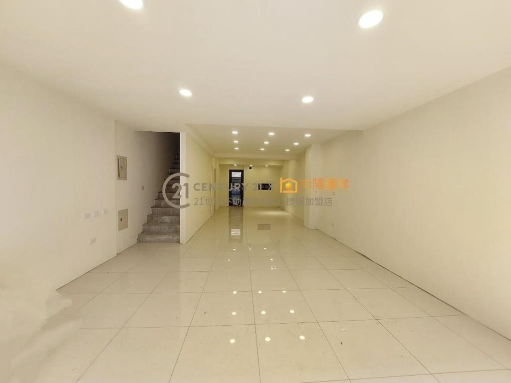 【向陽團隊】國民運動中心美透天