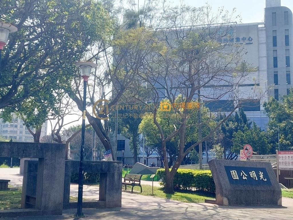 【向陽團隊】國民運動中心美透天