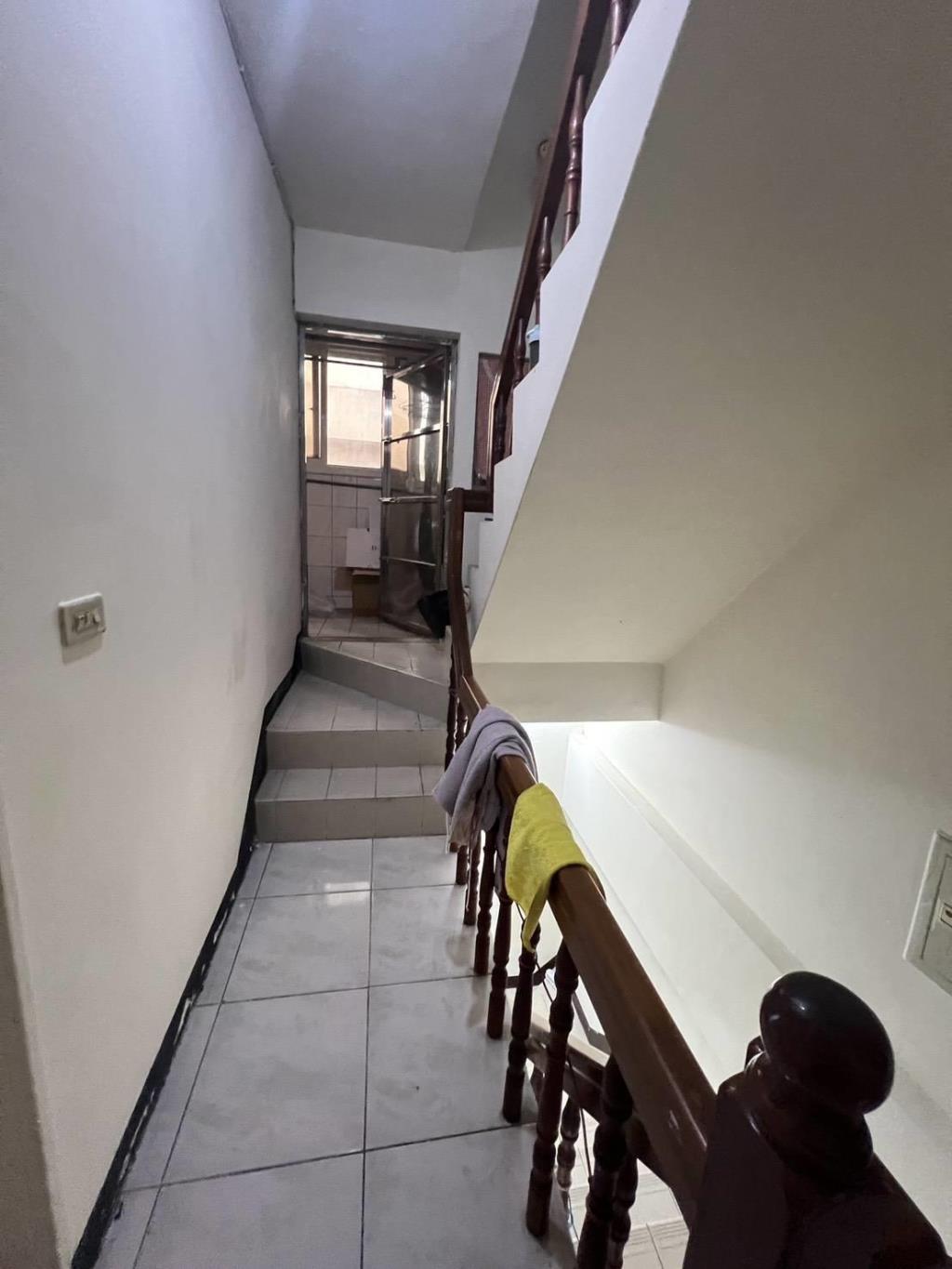 【向陽】八德區瑞聯社區 前院停車 美別墅