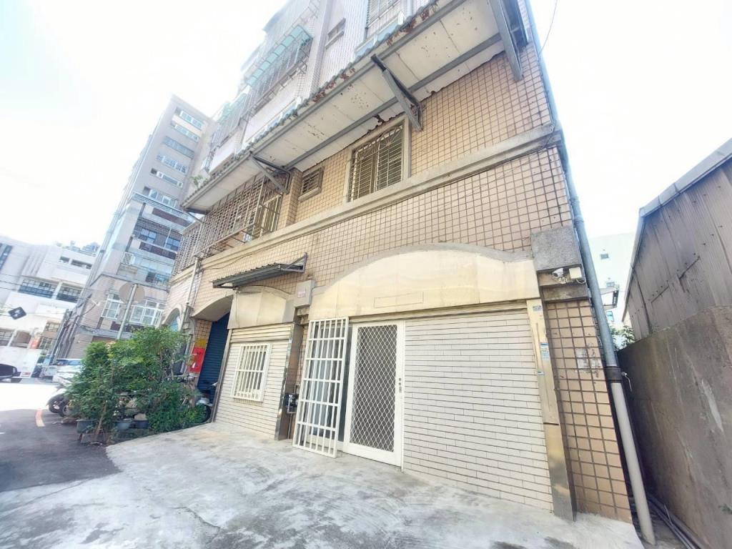 【向陽】中壢SOGO商圈公寓1+2樓店住