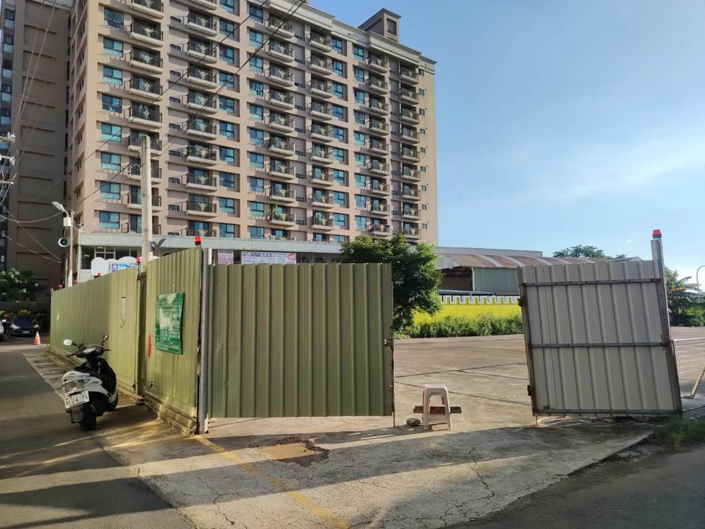 龍岡森林公園三面路小建地-附建照立可蓋