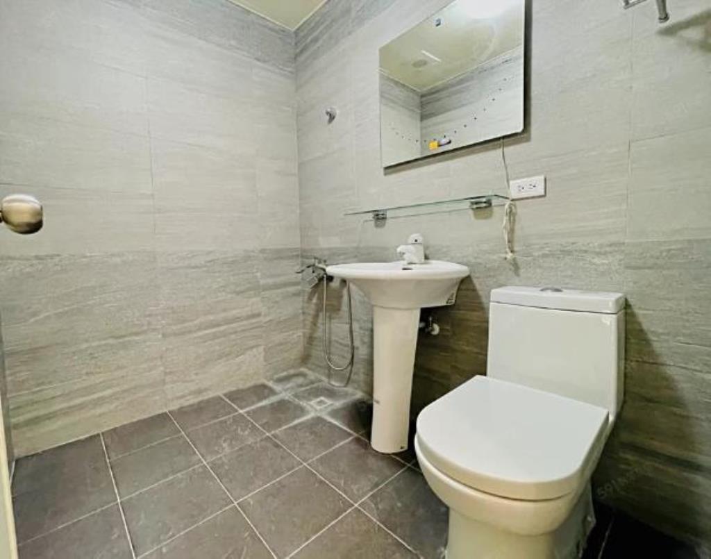 【向陽團隊】觀音草漯前院停車新整美墅