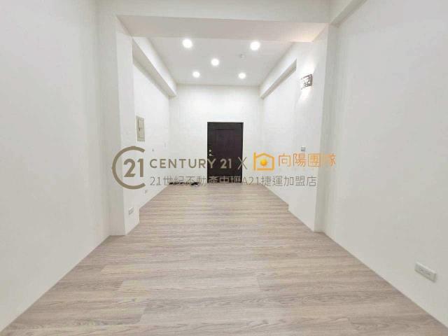 【向陽團隊】龍壽庭園一樓電梯3房車