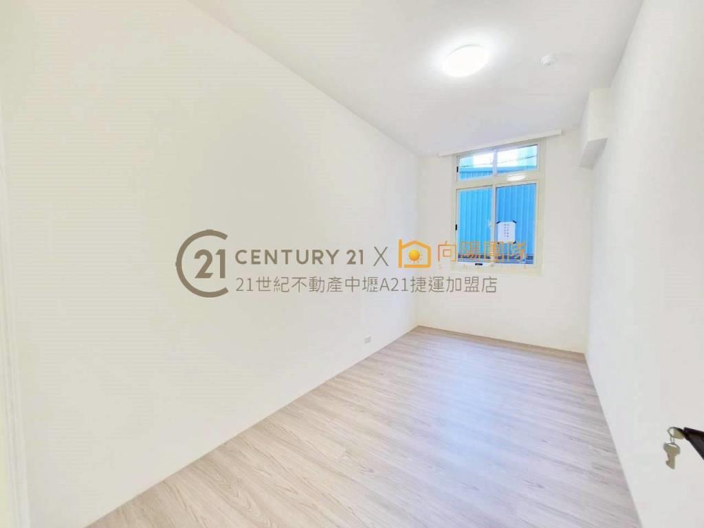 【向陽團隊】龍壽庭園一樓電梯3房車