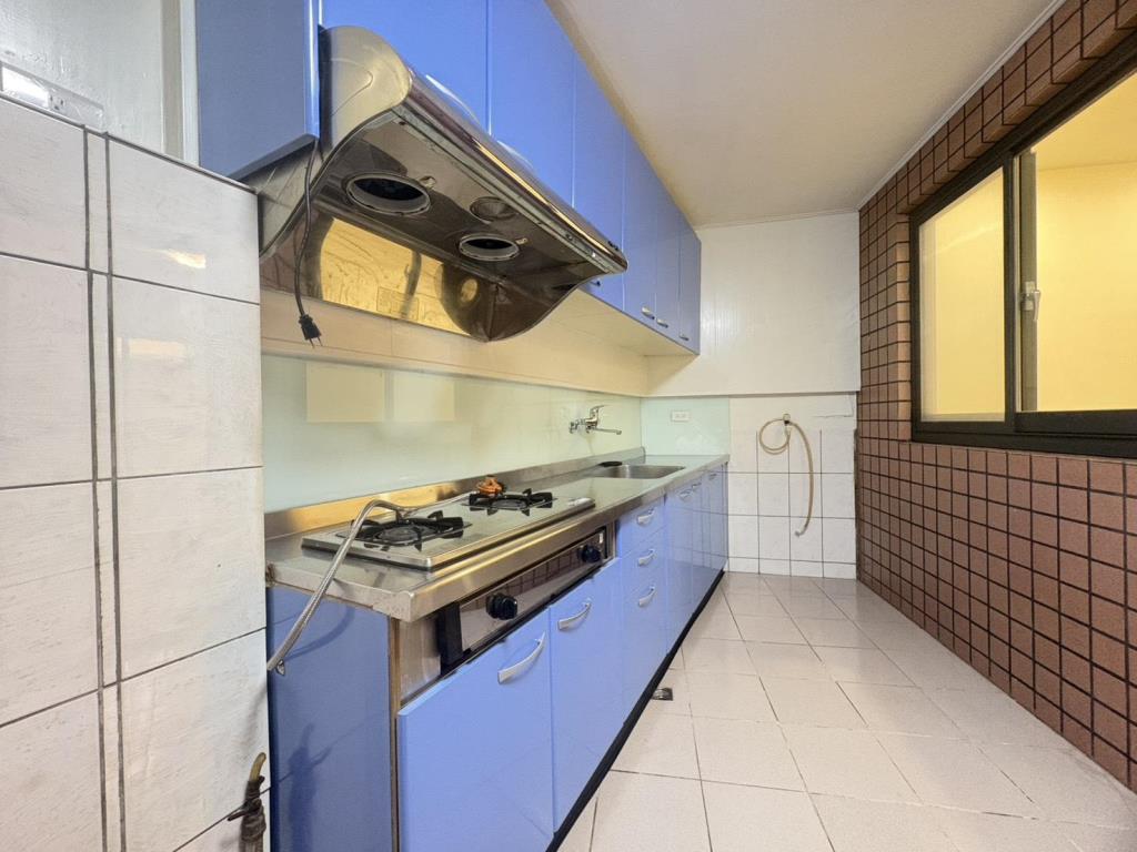 【向陽團隊】元生國小一樓整新電梯三房車