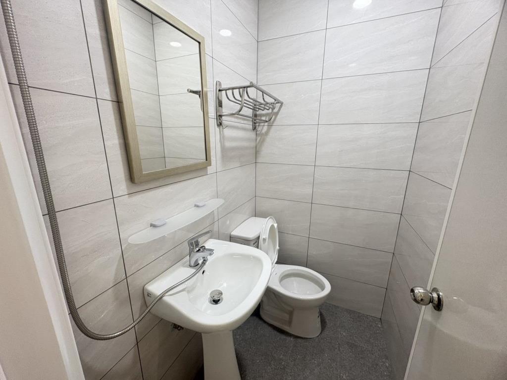 【向陽團隊】元生國小一樓整新電梯三房車