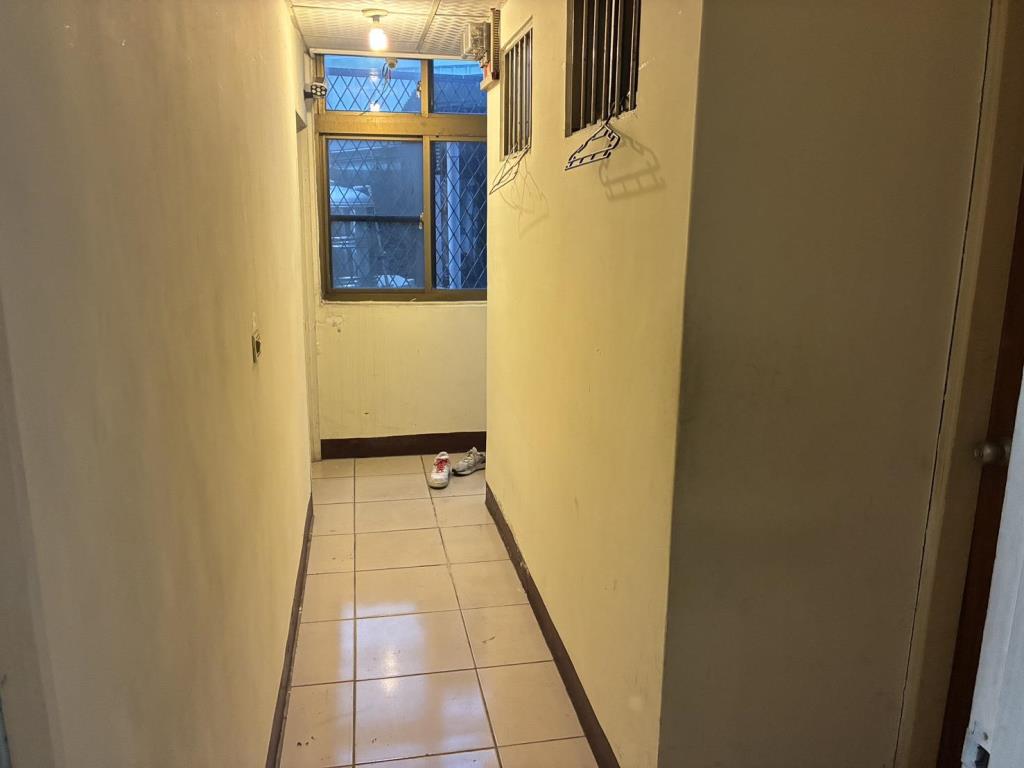 龍潭804醫院對面兩戶打通收租9套房