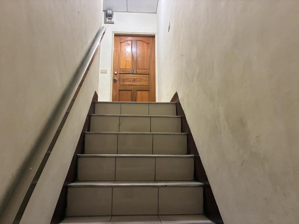 龍潭804醫院對面兩戶打通收租9套房