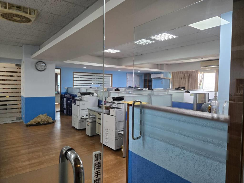 【向陽團隊】市區 超大坪數住辦+車位