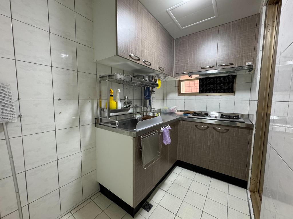 【向陽團隊】玫瑰村3房車+露臺