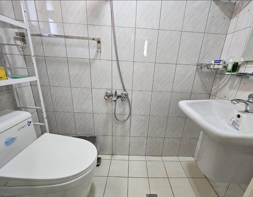 【向陽團隊】玫瑰村3房車+露臺