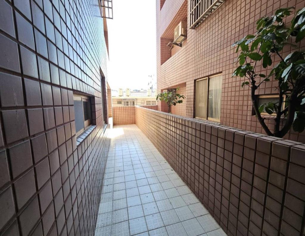 【向陽團隊】玫瑰村3房車+露臺