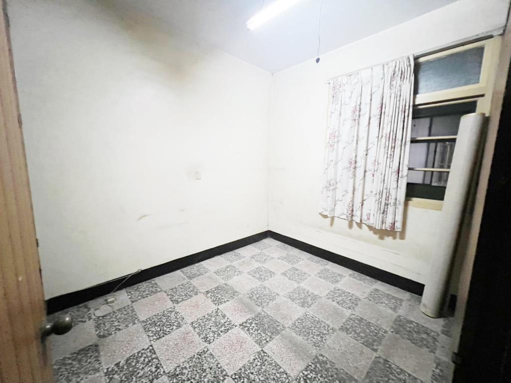 【向陽團隊】中壢龍岡路三段透天