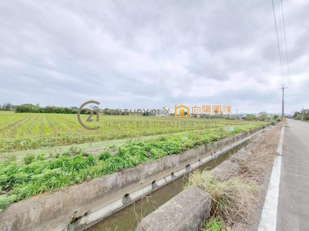 【向陽團隊】近66快速路.前後臨路農地