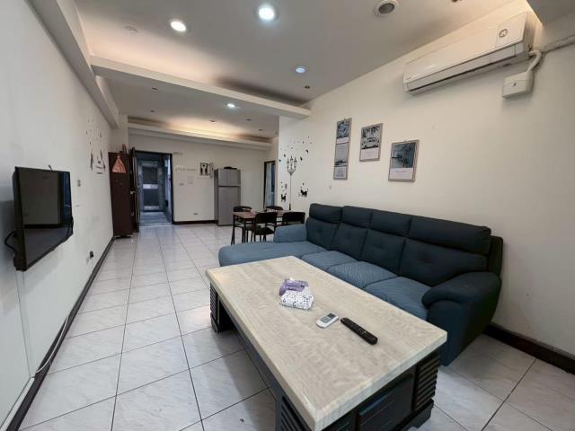 【向陽團隊】獨賣🌟大業商圈大露臺兩房