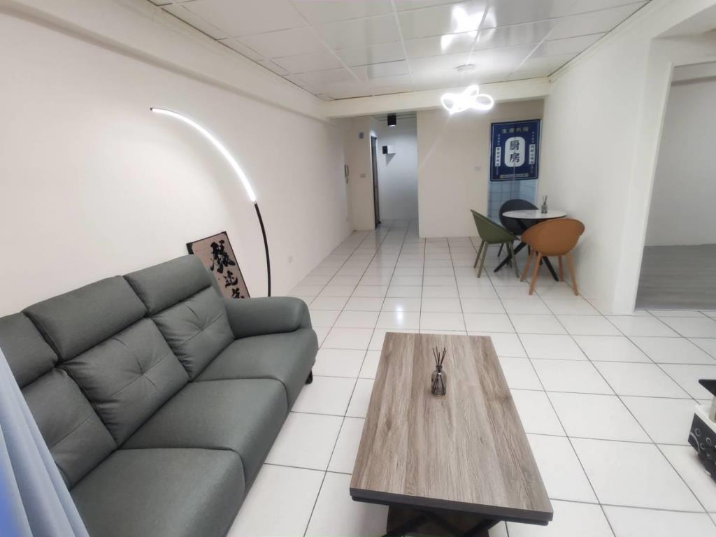 【向陽團隊】內壢超優五低三房電梯明星華廈