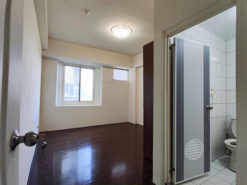 【向陽團隊】龍潭武漢國小電梯三房