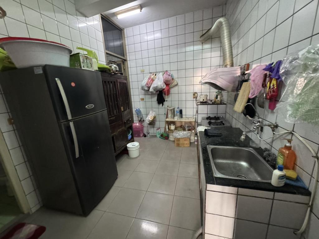 【向陽團隊】中正路黃金店地-買地送屋