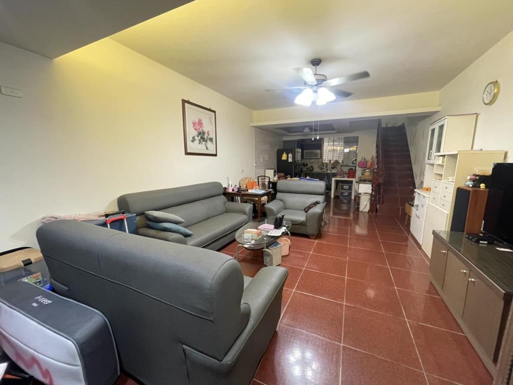 【向陽團隊】普仁國小家樂福邊間優質透天