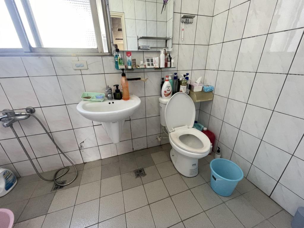 【向陽團隊】普仁國小家樂福邊間優質透天