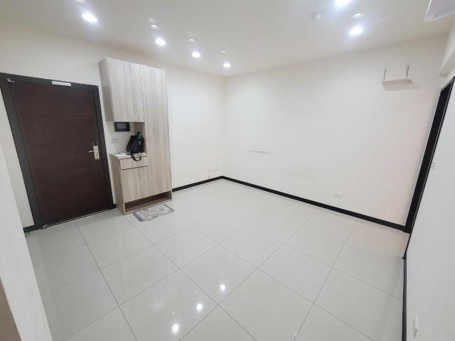 【向陽團隊】中壢A21中壢高中旁美２房