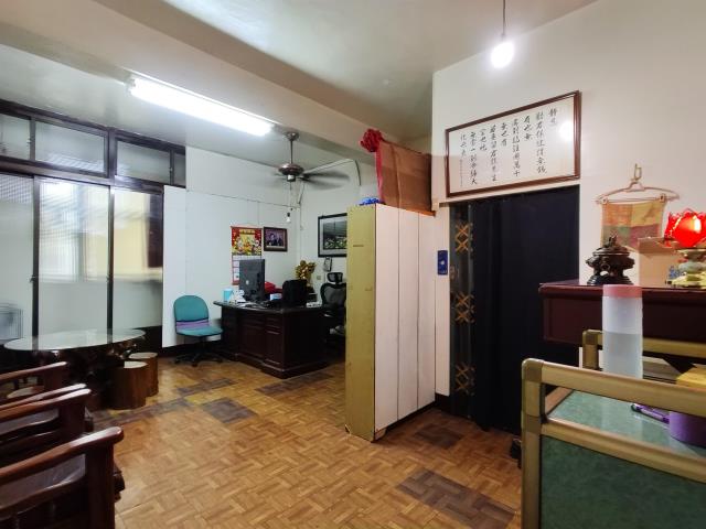 【向陽團隊】中原家樂福大地坪貨梯透店