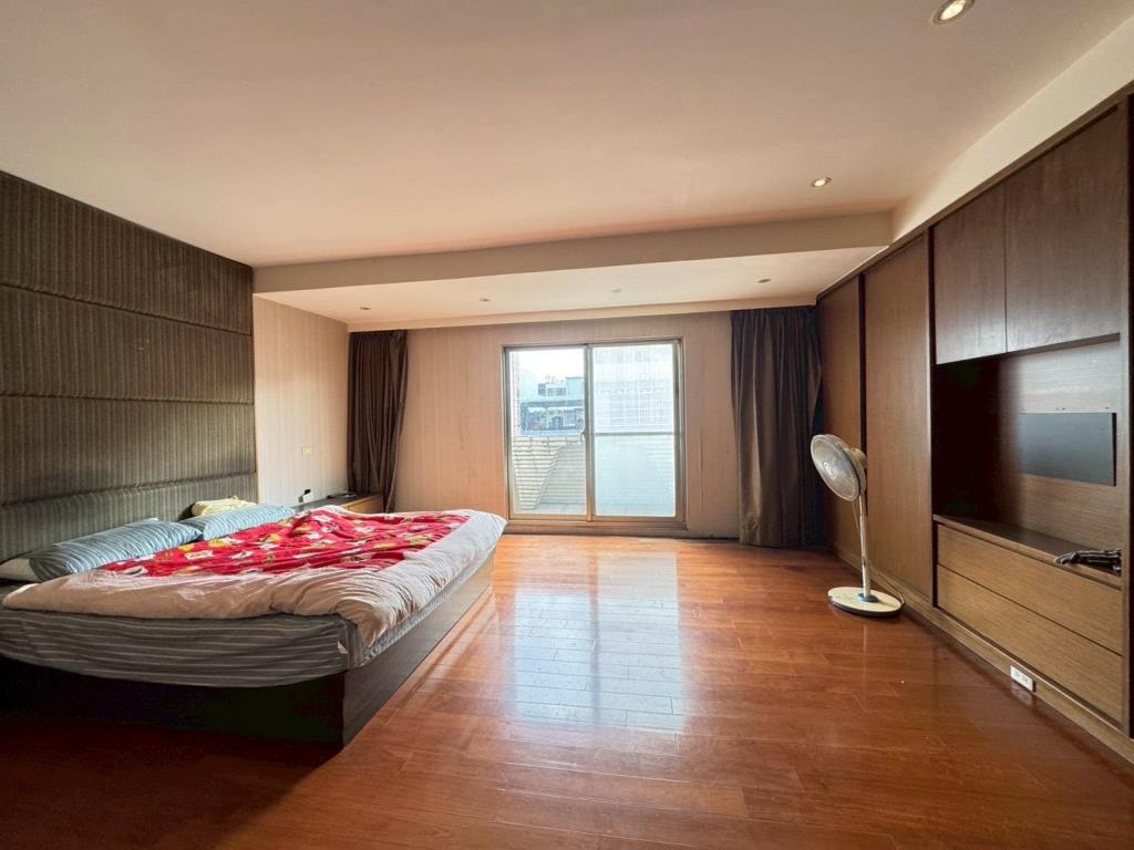 【向陽團隊】中壢區公所大面寬別墅