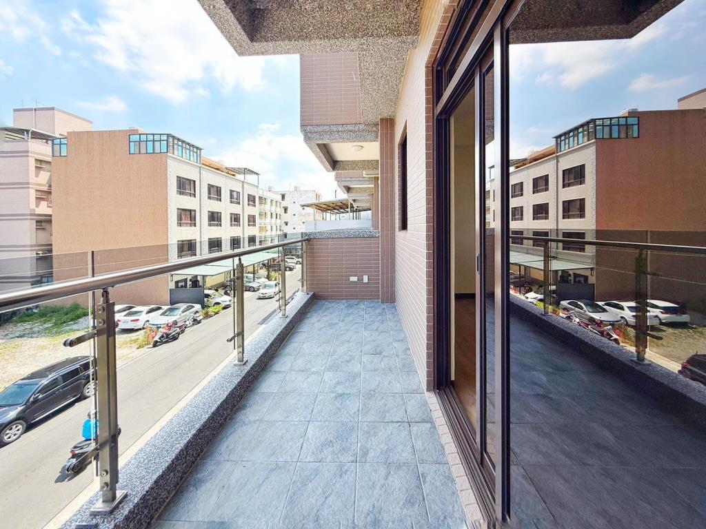 【向陽團隊】八德忠勇重劃區全新電梯別墅