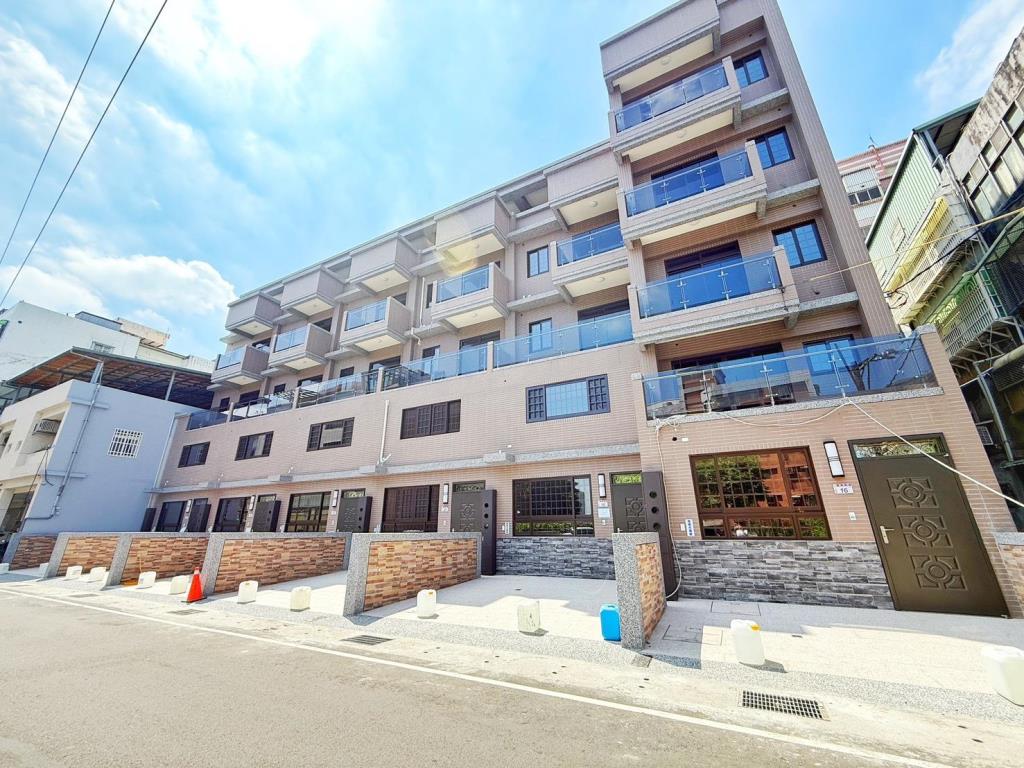 【向陽團隊】八德忠勇重劃區全新電梯別墅