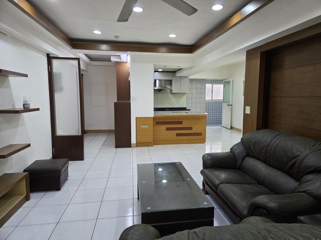 【向陽】近平鎮車站明星學區超大3+1房車