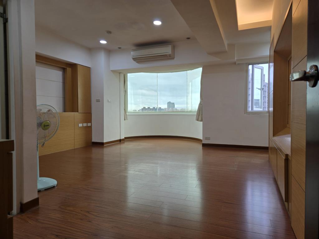 【向陽】近平鎮車站明星學區超大3+1房車