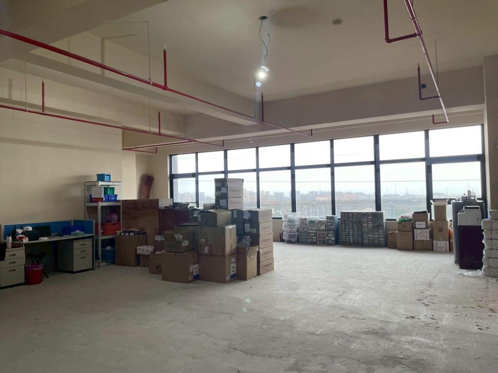 【向陽團隊】專任憶聲智匯科技園區廠辦B