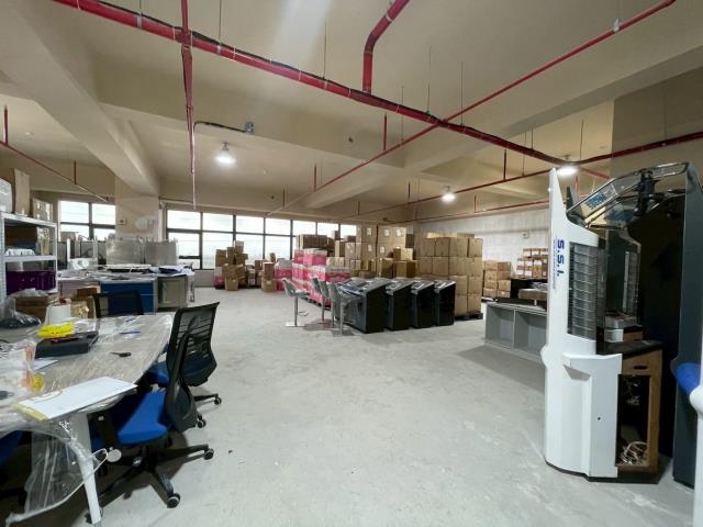 【向陽團隊】專任憶聲智匯科技園區廠辦A