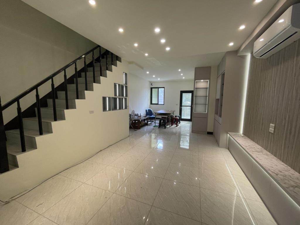 【向陽團隊】觀音近新坡全新前院停車別墅