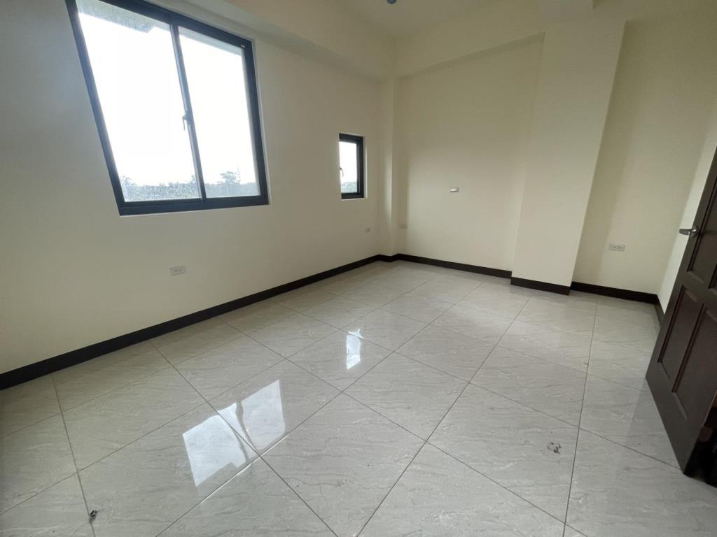 【向陽團隊】觀音近新坡全新前院停車別墅