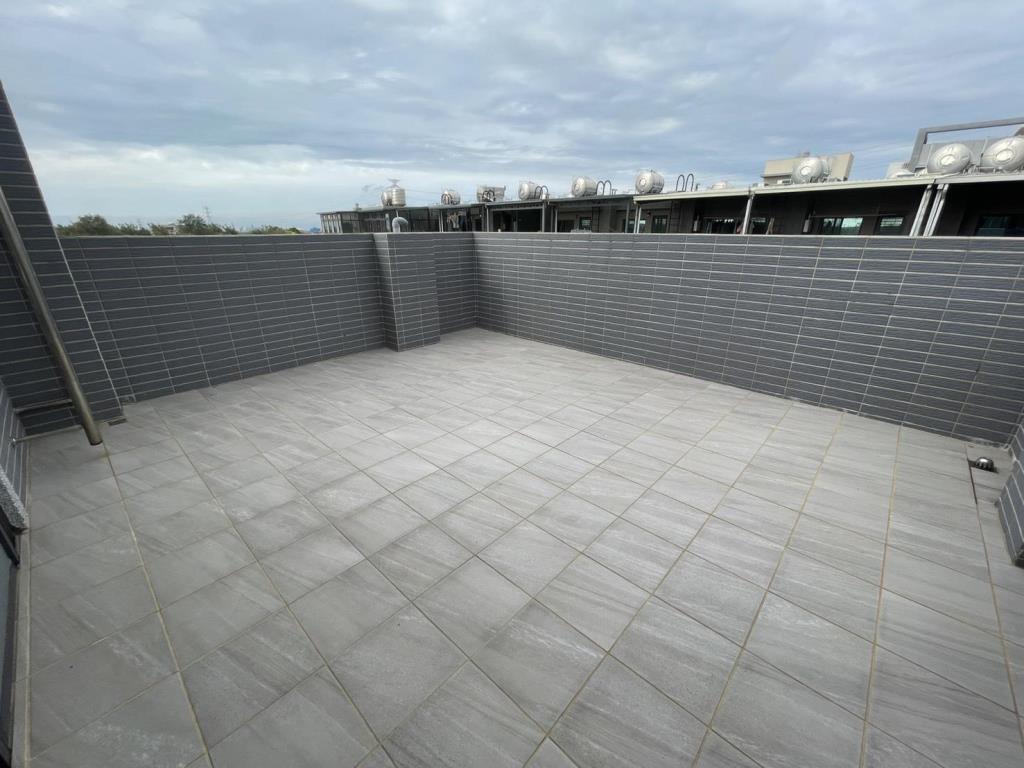 【向陽團隊】觀音近新坡全新前院停車別墅