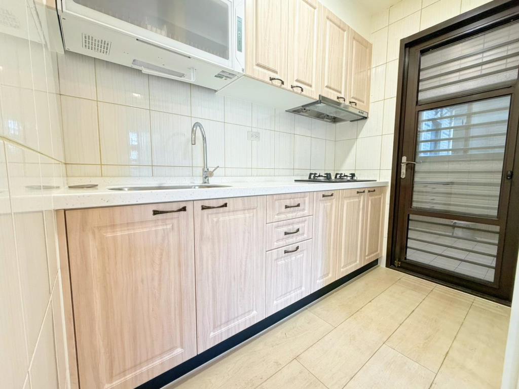 【向陽】內壢後站一樓挑高漂亮2房+車位