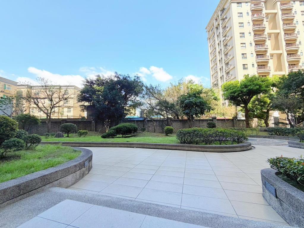 【向陽】內壢後站一樓挑高漂亮2房+車位