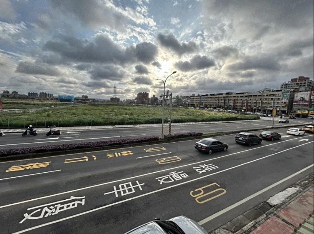 【向陽團隊】中體育園區黃金透店