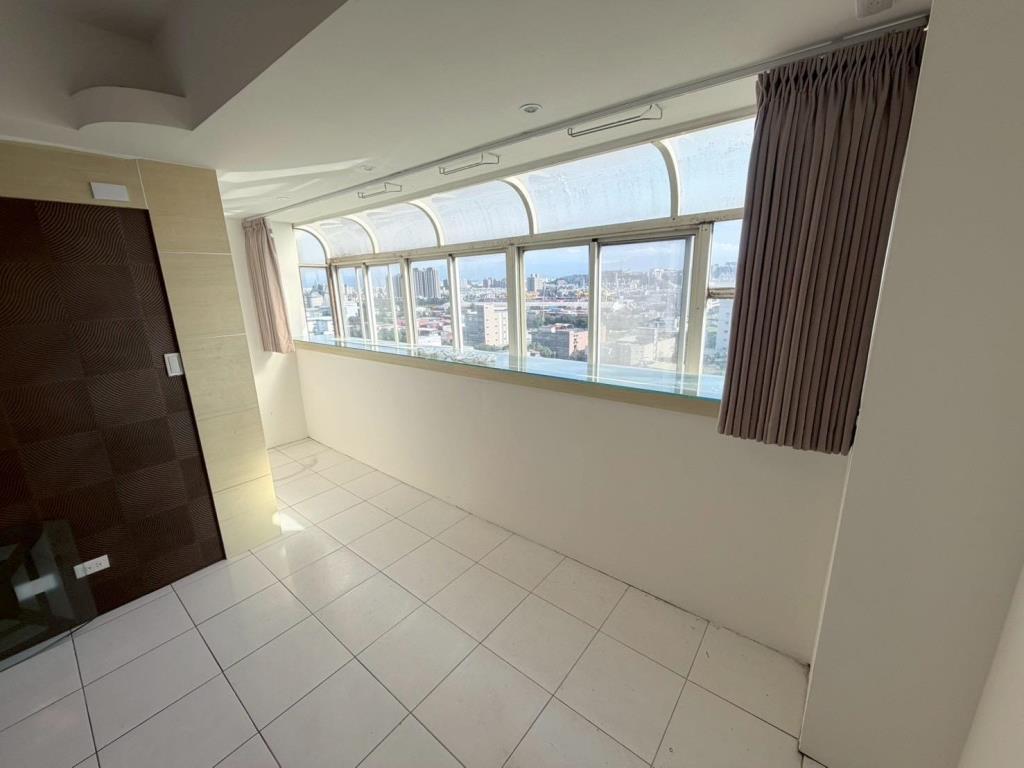 【向陽團隊】比佛利大3房