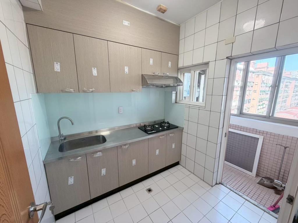 【向陽團隊】比佛利大3房