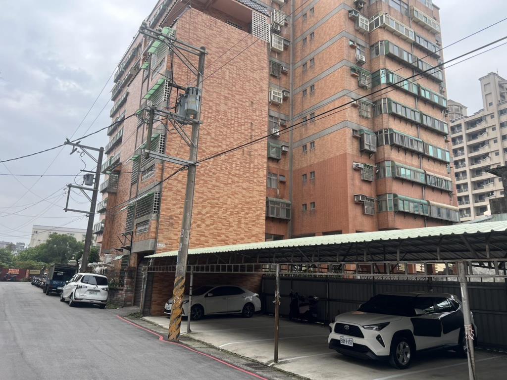 【向陽團隊】平興國中學區景觀2房