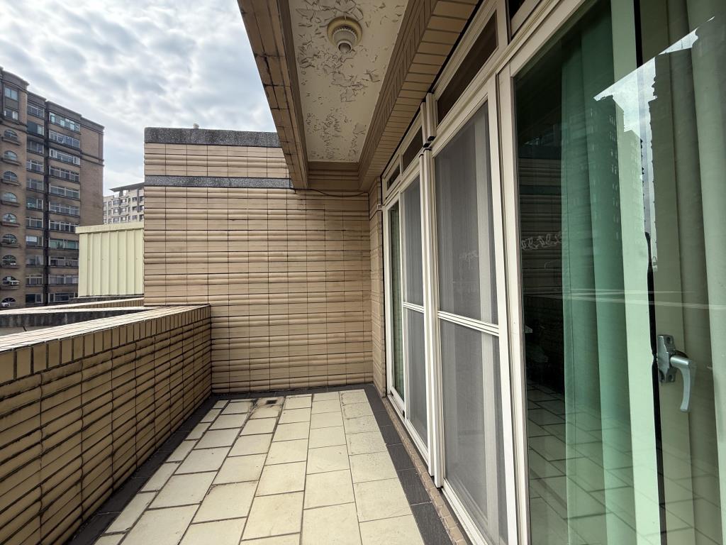 【向陽團隊】內壢環東商圈透天店住