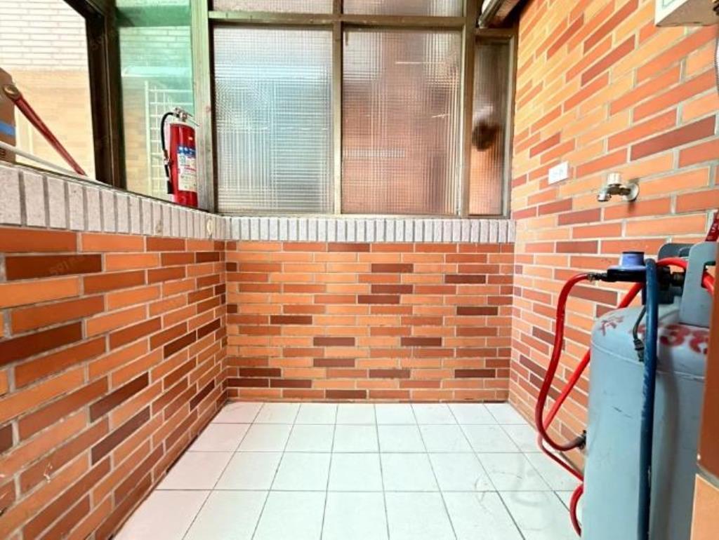 【向陽團隊】內壢後站環中商圈三房車