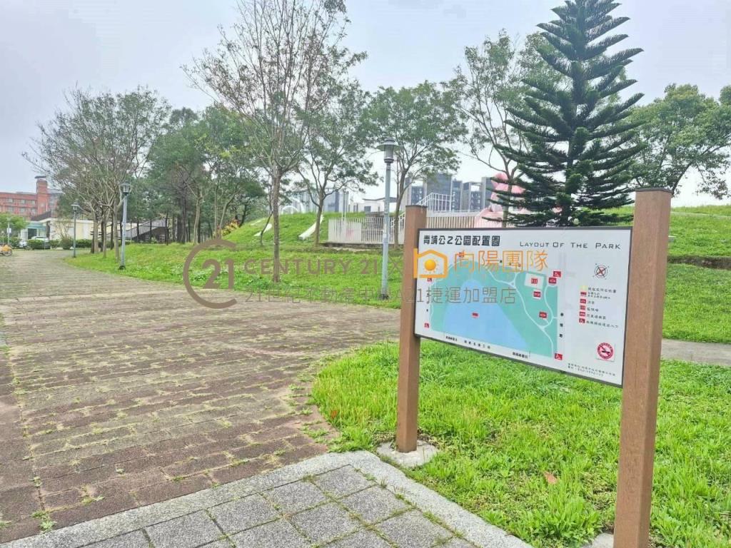 A18高鐵桃園站全新電梯別墅~預售屋