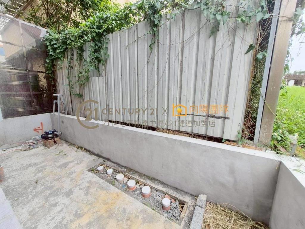 A18高鐵桃園站全新電梯別墅~預售屋