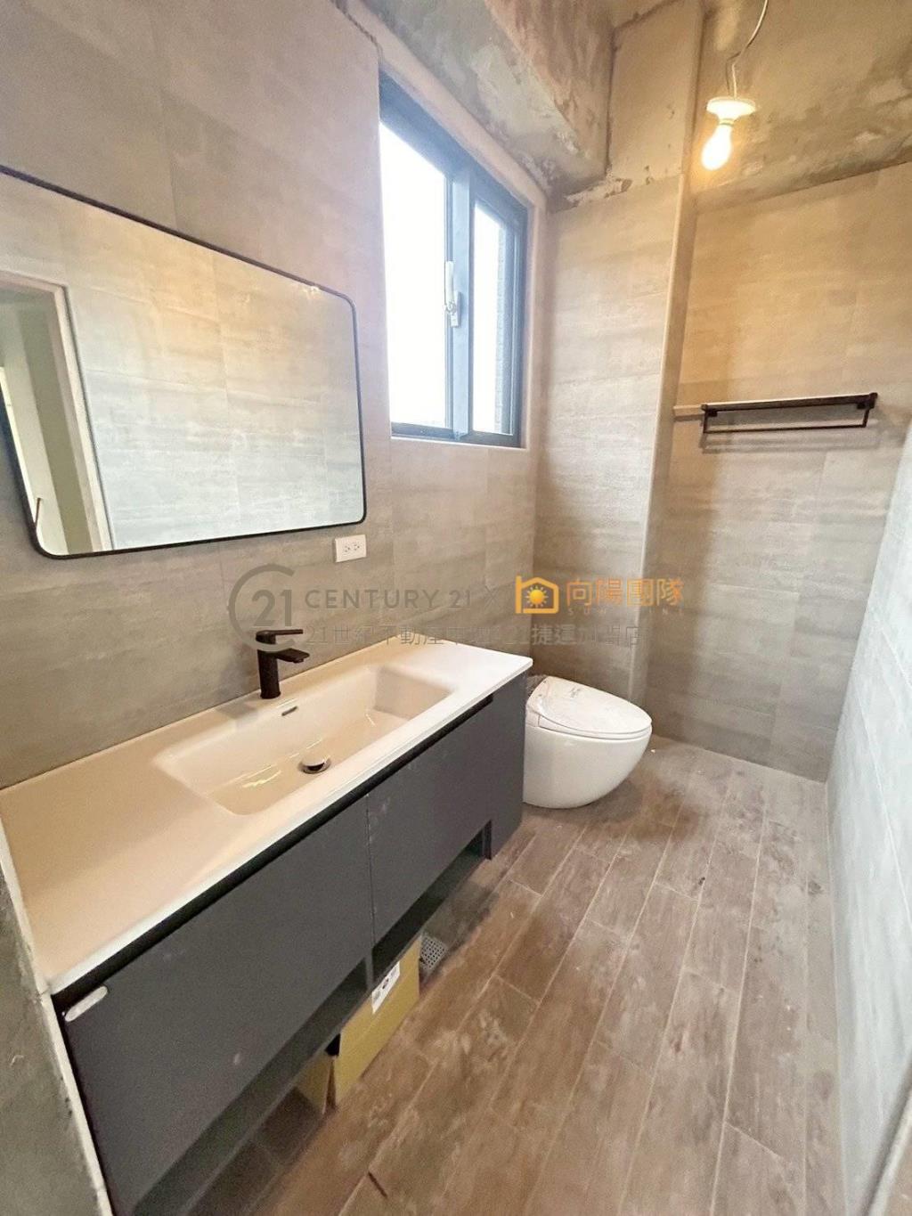 A18高鐵桃園站全新電梯別墅~預售屋