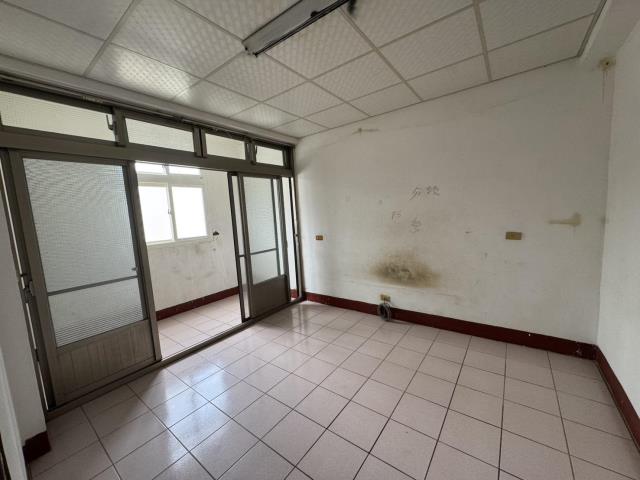 【向陽團隊】專任-觀音草漯國小正對面大三